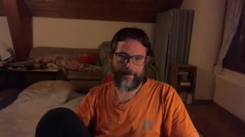 supersquirrel81 online show from October 2025 06:41:02 PM