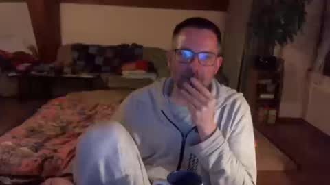 supersquirrel81 online show from March 2026 05:14:02 AM