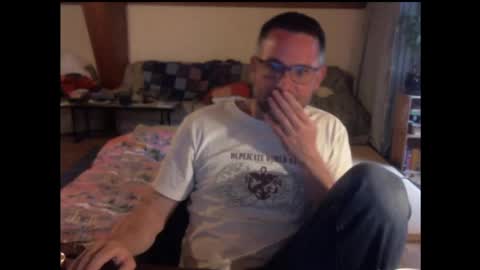 supersquirrel81 online show from April 2026 04:56:02 PM