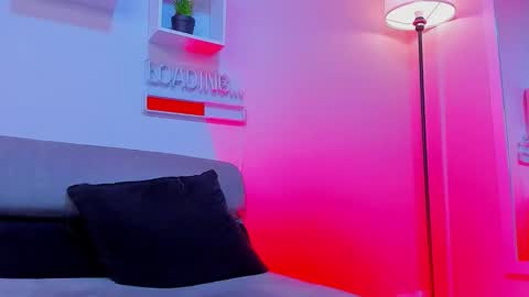 supreme_alpha_ online show from November 2025 03:17:01 AM