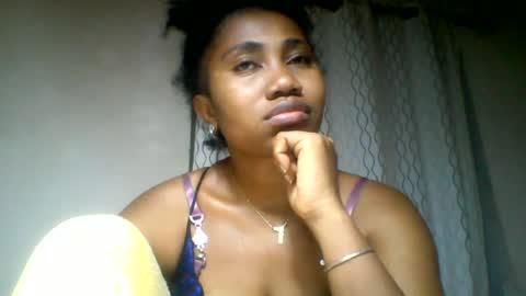 Snapshot of surbelle chatting on June 2026 03:21:01 PM surbelle online show from June 2026 03:21:01 PM