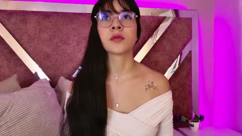 Susann online show from March 2026 12:18:01 PM