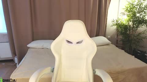 Annie online show from April 2026 01:14:01 AM