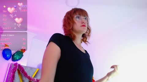 Susan online show from December 2024 06:33:01 PM