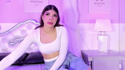 Gabbybale  online show from October 2025 12:05:01 PM