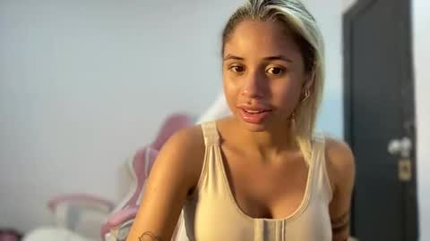 susan online show from November 2025 01:33:02 AM