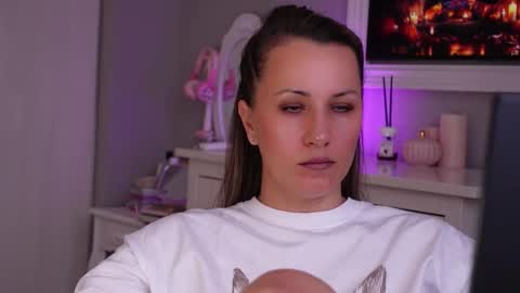 SusanJewel online show from November 2025 07:40:01 AM