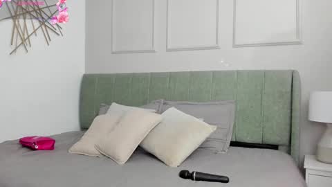 Amelia  online show from March 2026 12:30:01 PM