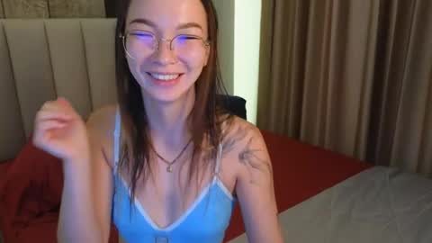 Snapshot of susannjohnson chatting on May 2026 12:30:01 AM susannjohnson online show from May 2026 12:30:01 AM