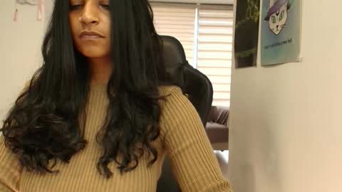 Snapshot of susanrhodes_ chatting on October 2025 11:43:02 AM Susan Rhodes online show from October 2025 11:43:02 AM