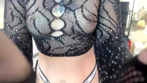 susanvilla online show from April 2026 07:48:01 PM