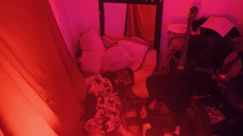 Snapshot of sushiezmon chatting on February 2026 01:47:01 PM sushiezmon online show from February 2026 01:47:01 PM