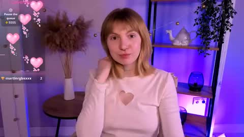 SUSIE 3 online show from April 2026 09:52:01 PM