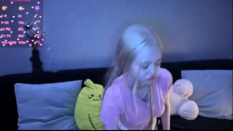 Snapshot of susieevans chatting on February 2025 03:05:02 PM Sue online show from February 2025 03:05:02 PM