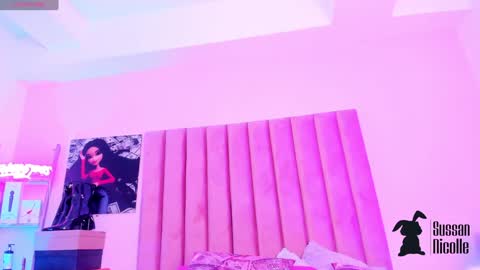 Sussan Nicole  online show from December 2024 12:51:02 PM