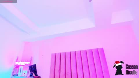 Sussan Nicole  online show from December 2024 01:00:01 PM