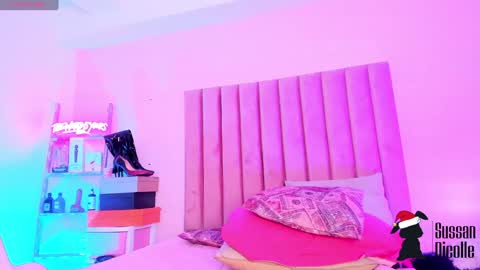 Sussan Nicole  online show from December 2024 04:53:02 PM