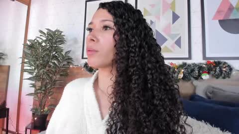 Snapshot of sussanalee chatting on December 2024 10:15:01 PM Your Squirt queen online show from December 2024 10:15:01 PM