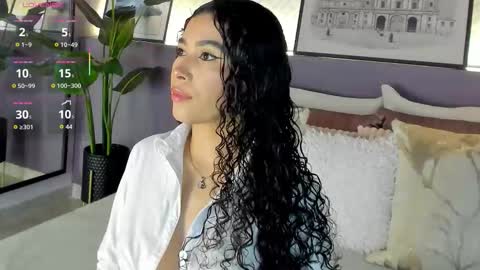 Snapshot of sussanalee chatting on September 2025 12:05:01 PM Your Squirt queen online show from September 2025 12:05:01 PM