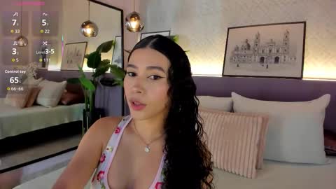 Snapshot of sussanalee chatting on September 2025 11:55:02 AM Your Squirt queen online show from September 2025 11:55:02 AM