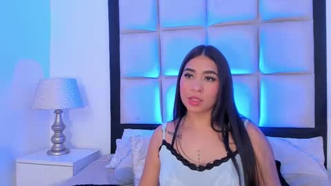 Snapshot of sussyfoxx_ chatting on February 2026 12:34:01 PM sussyfoxx_ online show from February 2026 12:34:01 PM