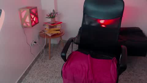 Susuya  online show from December 2025 08:04:02 PM