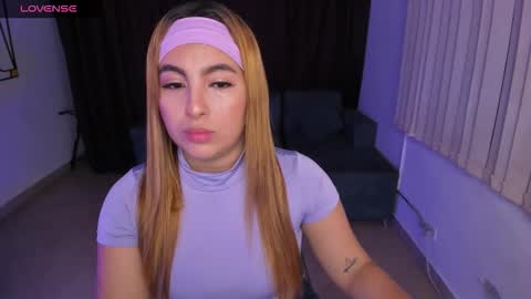 Susy online show from November 2025 03:30:02 AM