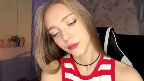 Jessica online show from November 2025 04:16:01 PM