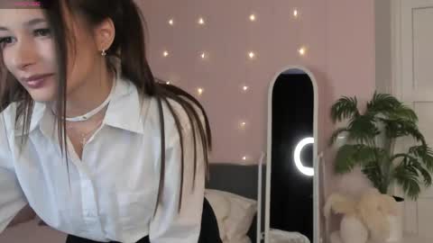 Hey Im Suzane online show from April 2026 03:15:02 AM