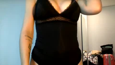 The real sugar baby   Suzy Summer   online show from February 2025 01:19:01 PM