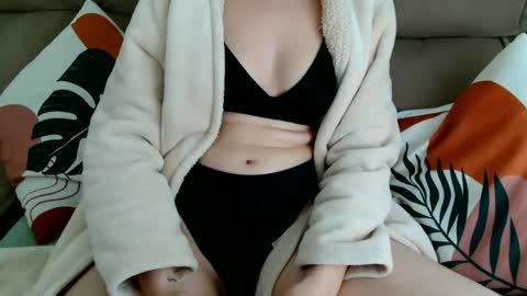 The real sugar baby   Suzy Summer   online show from November 2025 04:51:01 PM