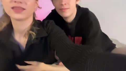 Snapshot of swaggaenjoyer chatting on April 2026 01:34:02 PM Denis and Mia online show from April 2026 01:34:02 PM