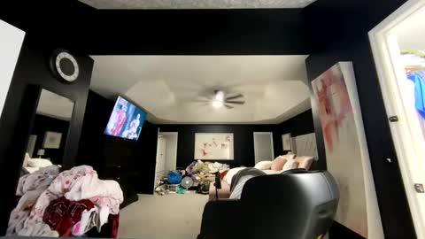 Swapman47 online show from September 2025 08:29:01 AM