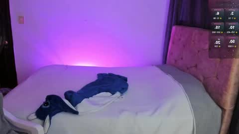 Mariana online show from November 2025 01:25:02 AM