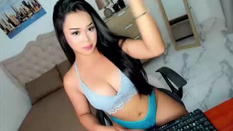 Snapshot of sweet18_jasmine chatting on April 2026 10:41:02 AM sweet18_jasmine online show from April 2026 10:41:02 AM