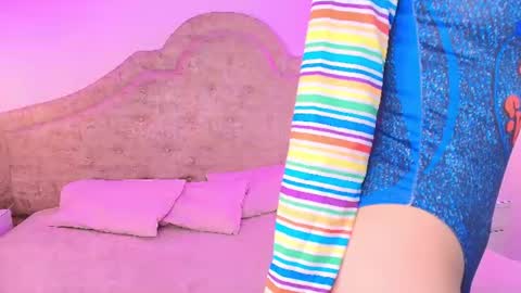 Snapshot of sweet_1angel chatting on June 2026 04:44:02 AM Sweet 1Angel online show from June 2026 04:44:02 AM