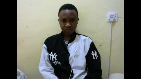 Silvia online show from December 2025 09:51:02 AM