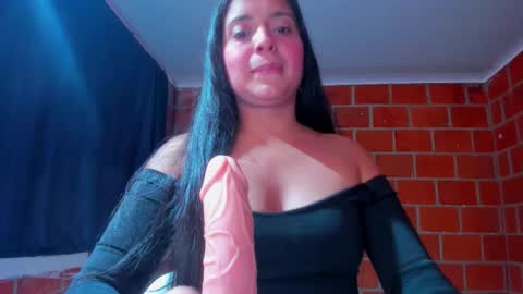 sweet and hot alaia online show from January 2026 11:29:02 PM
