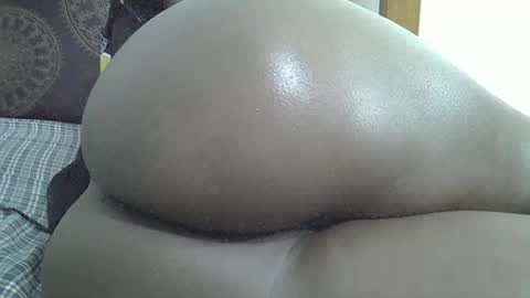 Snapshot of sweet_barbara_ chatting on February 2025 03:05:02 PM sweet_barbara_ online show from February 2025 03:05:02 PM