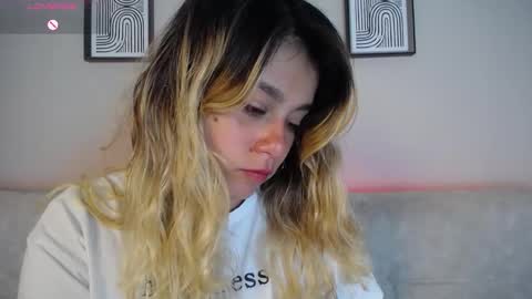 Bella Valery online show from February 2026 12:41:02 AM