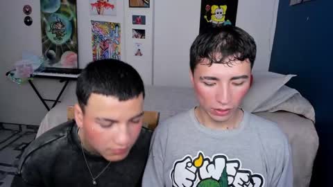 Snapshot of sweet_boys_xx chatting on December 2024 01:11:02 PM CristianBrayan PVT OPEN online show from December 2024 01:11:02 PM