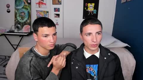 Snapshot of sweet_boys_xx chatting on December 2024 05:15:01 AM CristianBrayan PVT OPEN online show from December 2024 05:15:01 AM