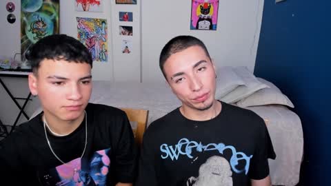 Snapshot of sweet_boys_xx chatting on January 2025 02:30:02 PM CristianBrayan PVT OPEN online show from January 2025 02:30:02 PM