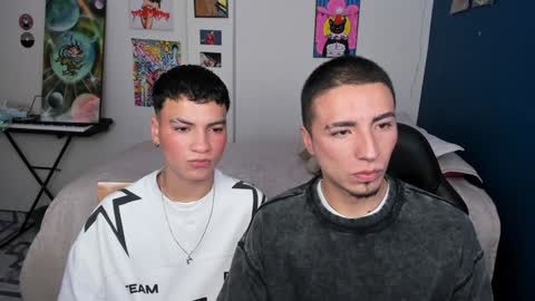 Snapshot of sweet_boys_xx chatting on January 2025 11:46:01 AM CristianBrayan PVT OPEN online show from January 2025 11:46:01 AM