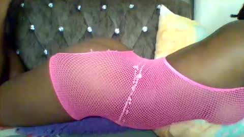 sweet_cherry007 online show from October 2025 05:01:01 PM