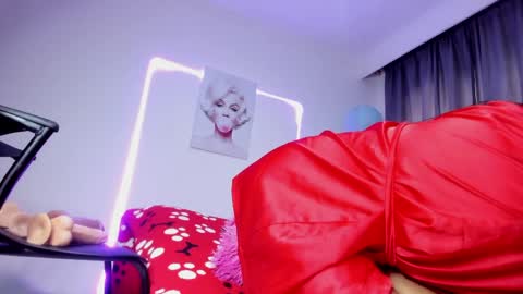 Canela online show from April 2026 07:07:02 PM