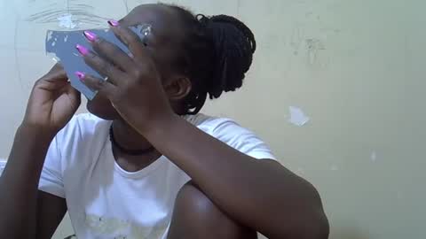 Snapshot of sweet_elisa001 chatting on May 2026 06:24:01 PM Edah online show from May 2026 06:24:01 PM
