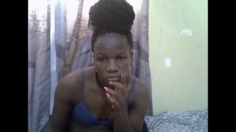Snapshot of sweet_elisa001 chatting on May 2026 06:43:02 AM Edah online show from May 2026 06:43:02 AM