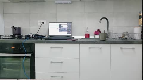           online show from February 2026 07:04:01 AM