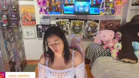Snapshot of sweet_explotion chatting on May 2026 03:34:02 AM sweet thani online show from May 2026 03:34:02 AM